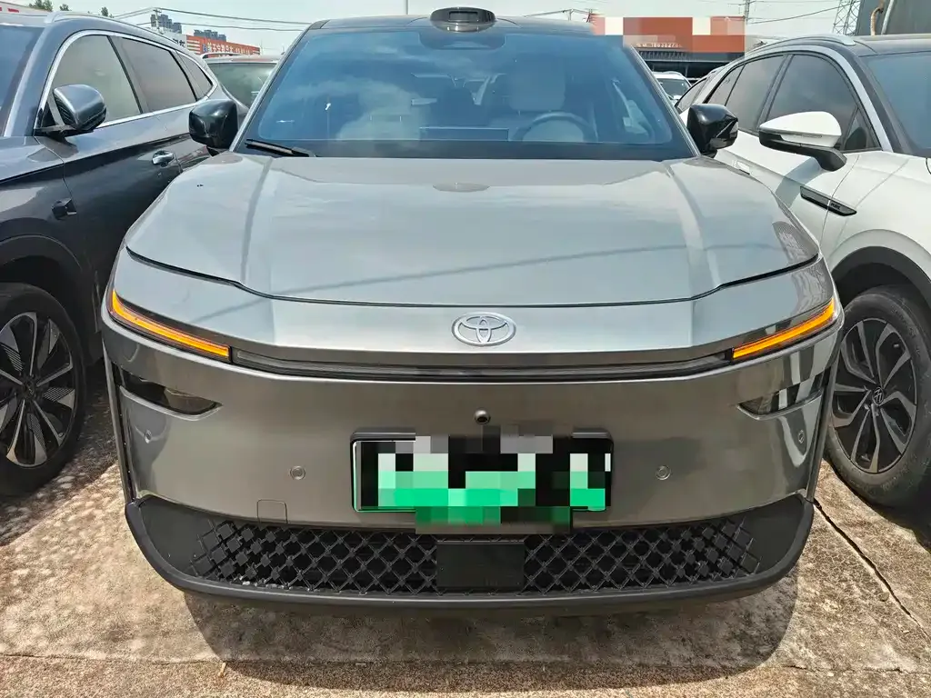 Toyota Platinum 3X 2026 из CN, фото 8