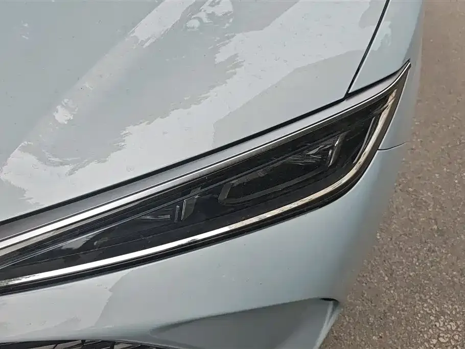 BYD L DM-i — фото 2