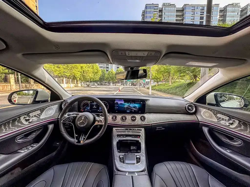 Mercedes-Benz CLS — фото 7