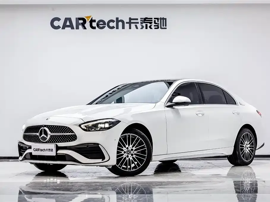 Mercedes-Benz C-Class — фото 1