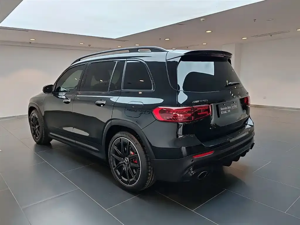 Mercedes-Benz GLB AMG — фото 7