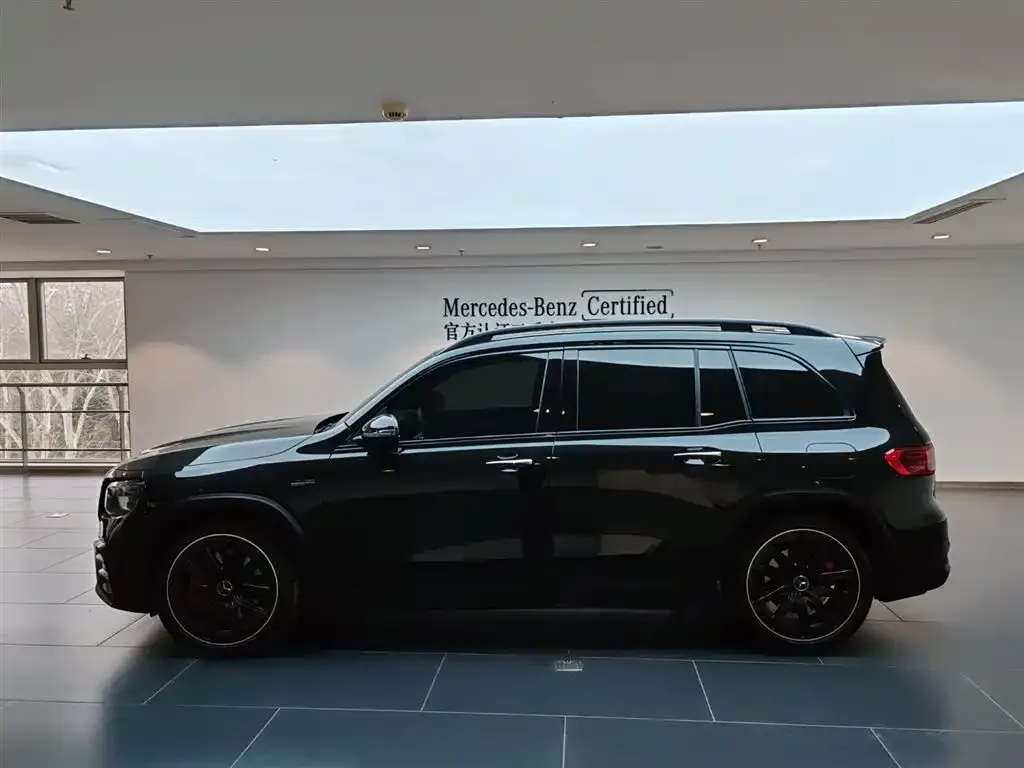 Mercedes-Benz GLB AMG — фото 3