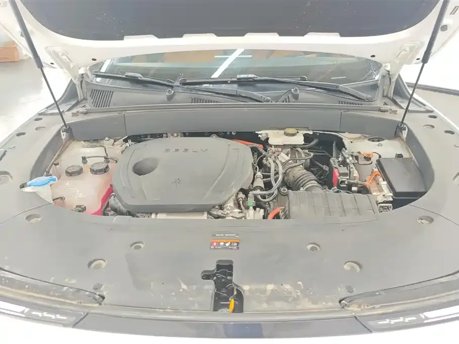 Geely Galaxy L7 — фото 10