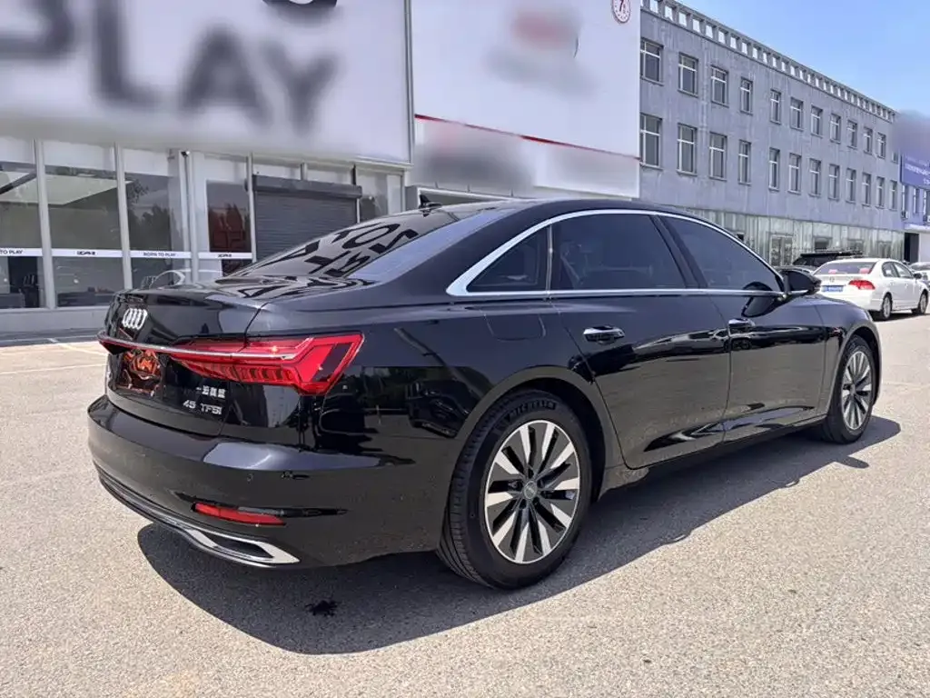 Audi A6L — фото 7