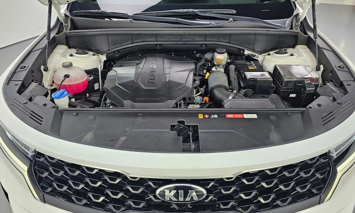 Kia Sorento — фото 9