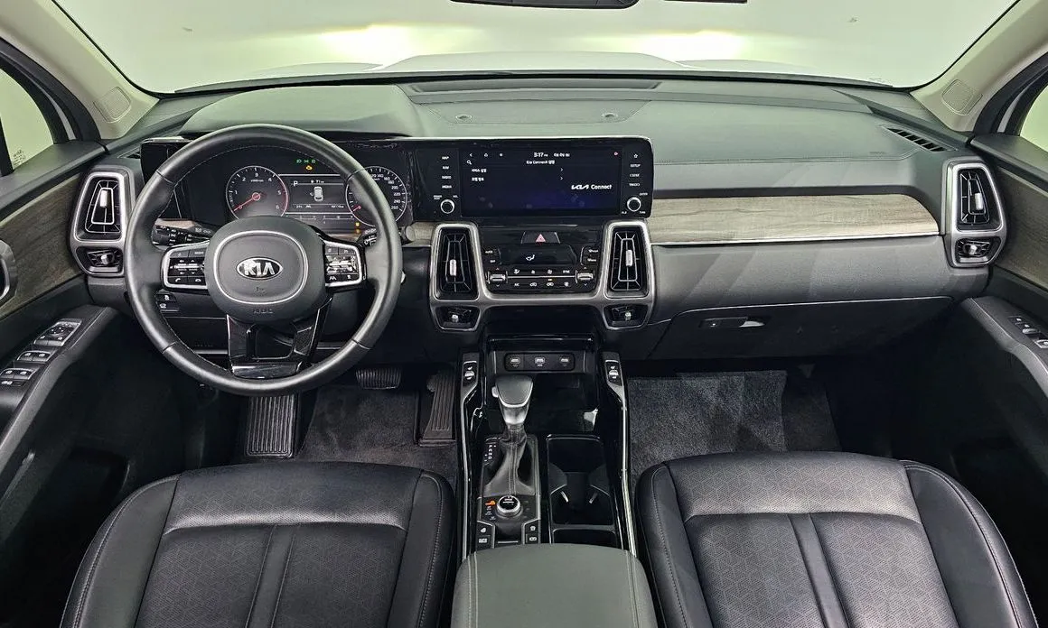 Kia Sorento — фото 10