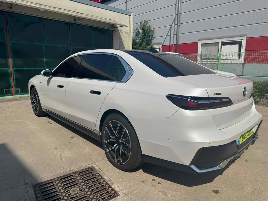 BMW 7-Series 2024 из KR, фото 4