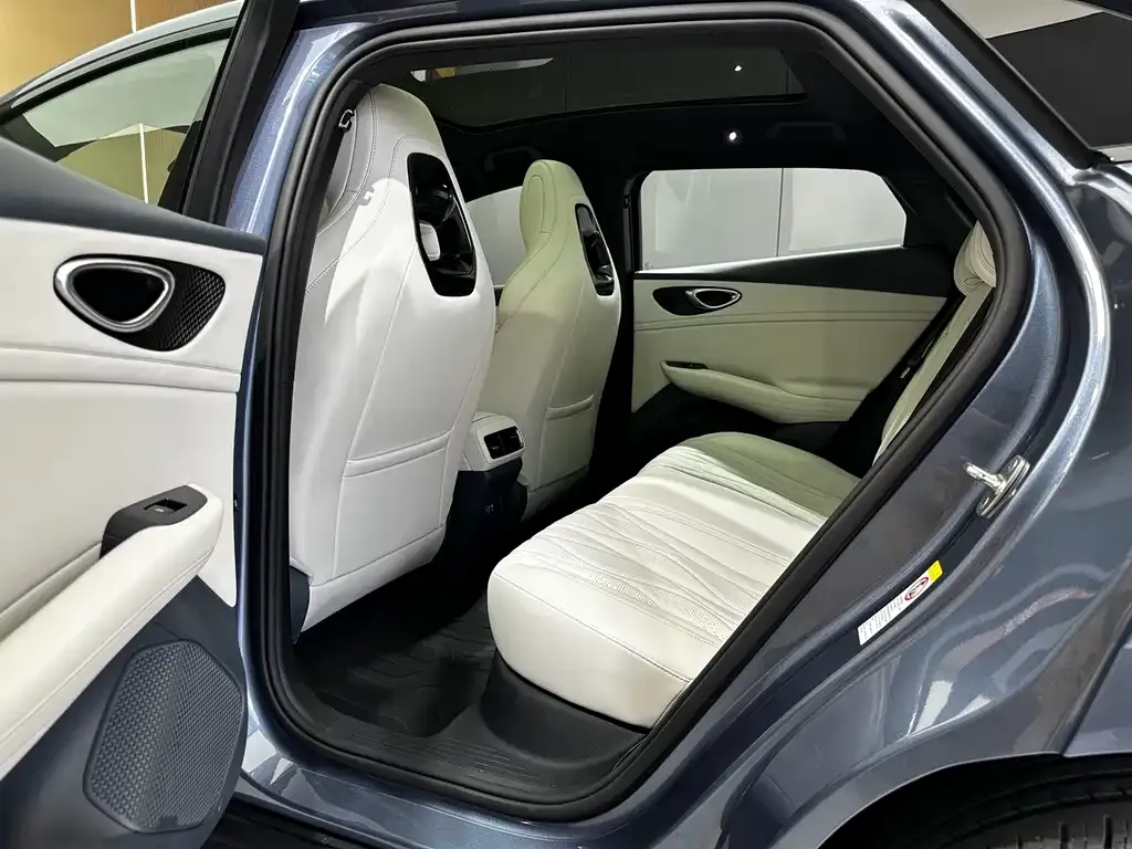 BYD Seal 06GT 2026 из CN, фото 5