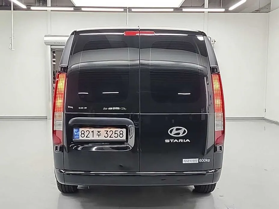 Hyundai Staria 2025 из KR, фото 3