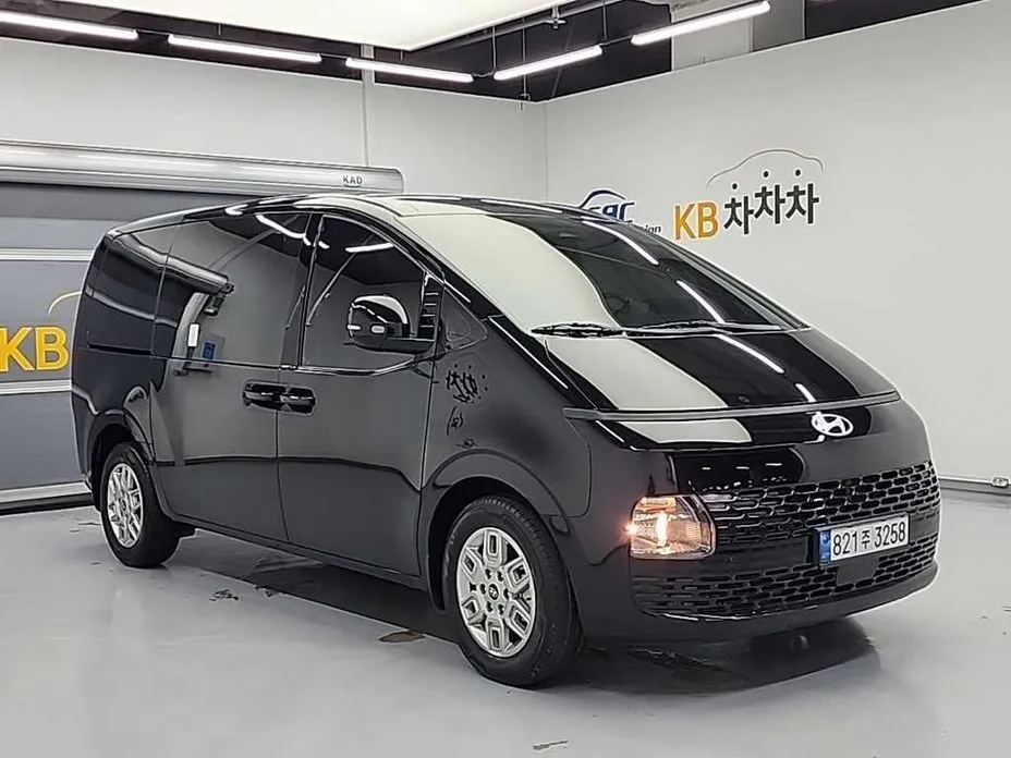 Hyundai Staria 2025 из KR, фото 2