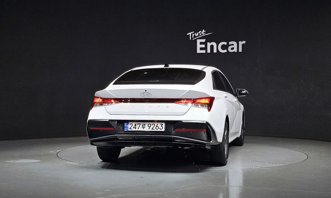 Hyundai AVANTE 2024 из KR, фото 3