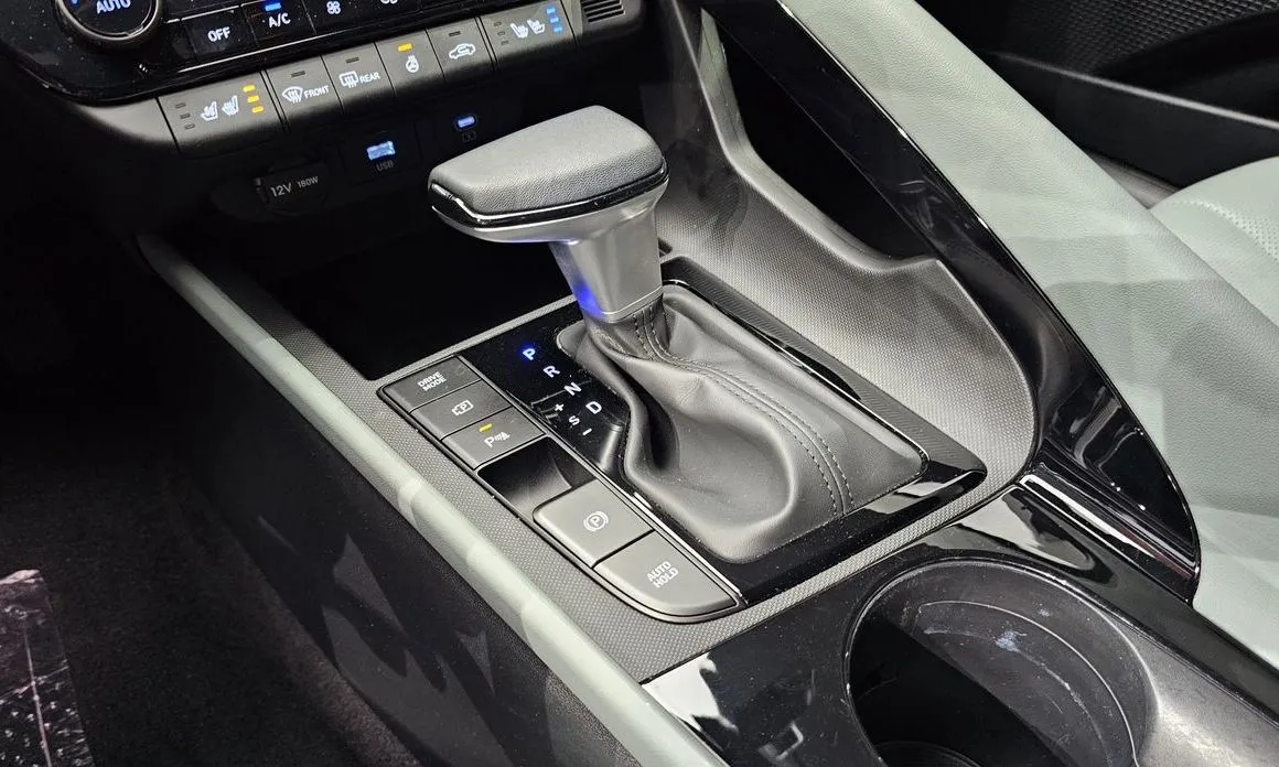 Hyundai AVANTE 2024 из KR, фото 10