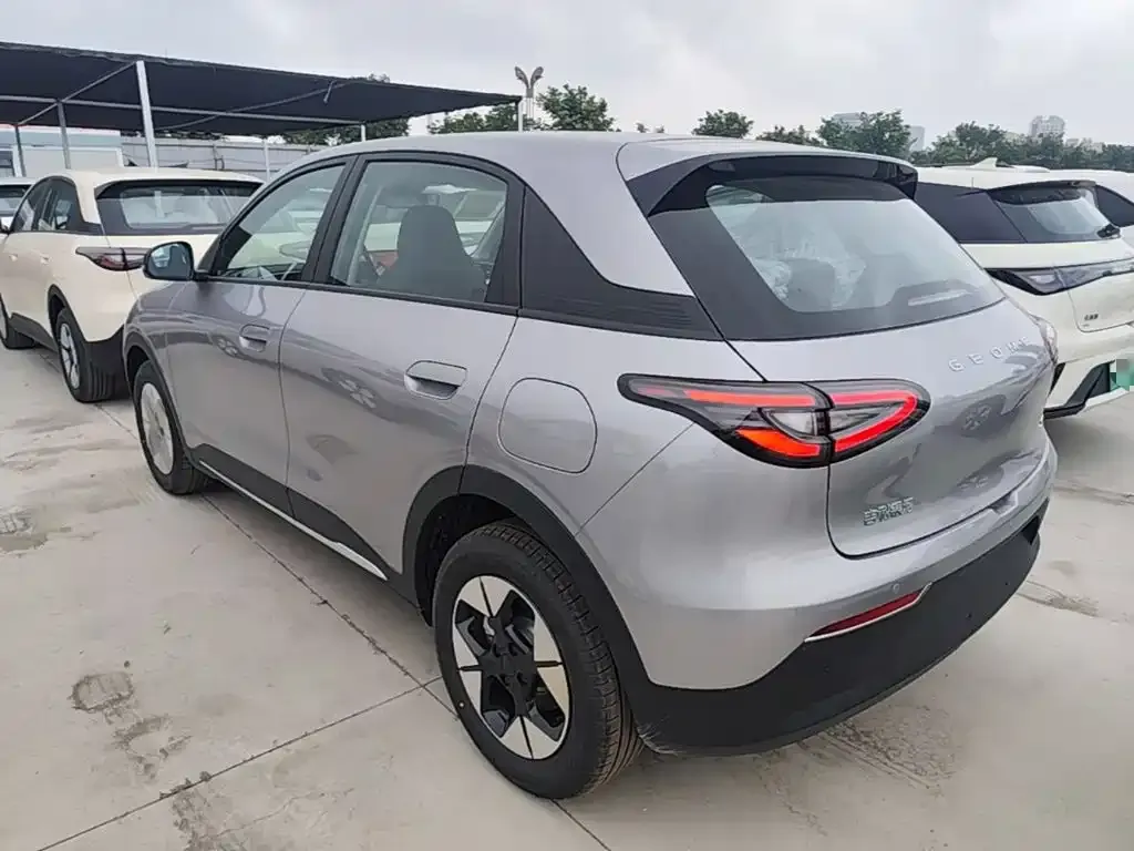 Geely Starburst — фото 2