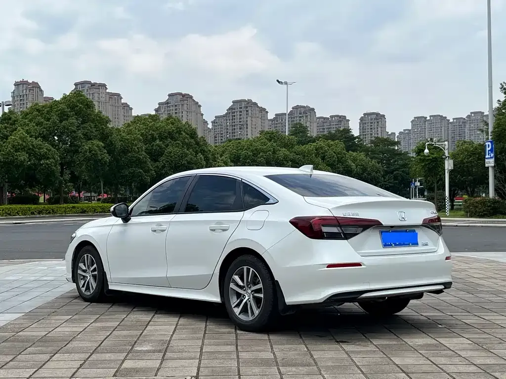 Honda Civic — фото 4