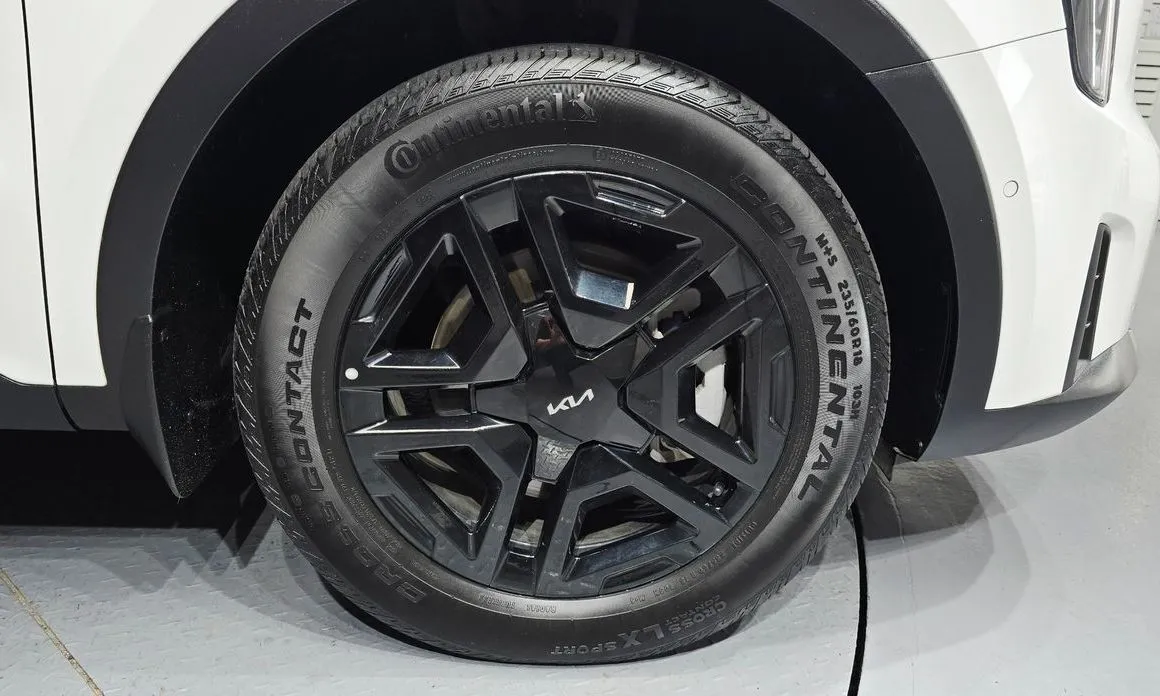 Kia Sorento 2024 из KR, фото 3