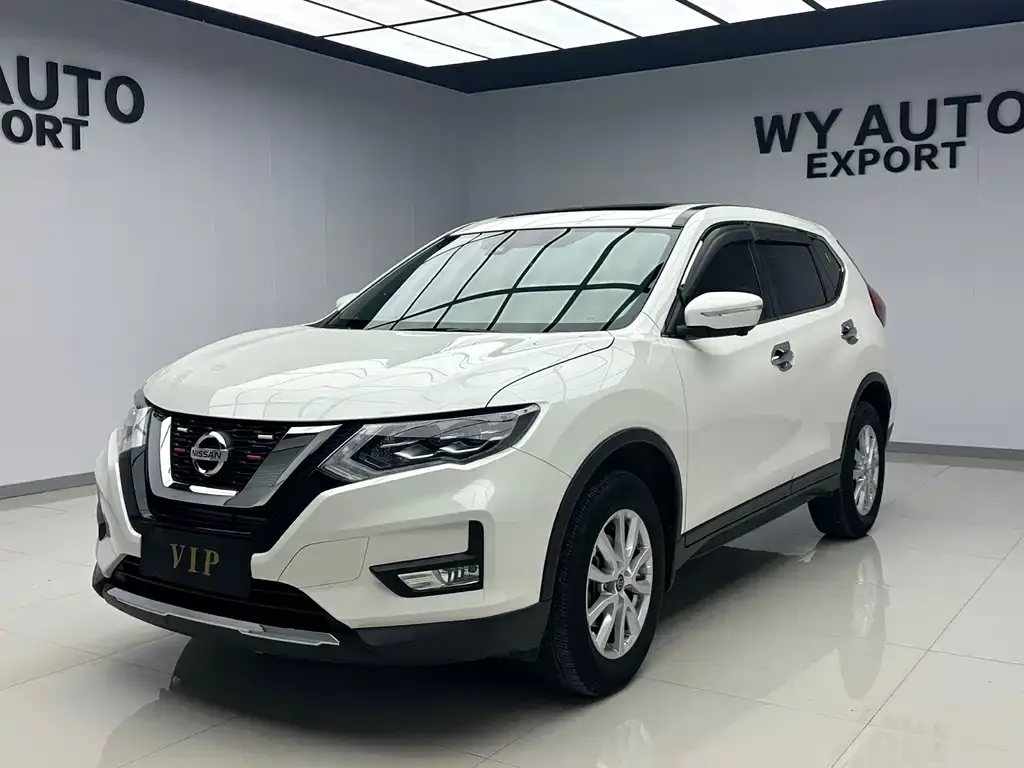Nissan X-Trail — фото 1