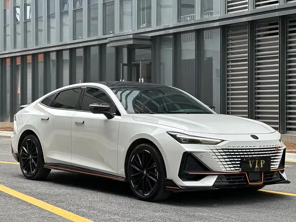 Changan UNI-V 2023 из CN, фото 4