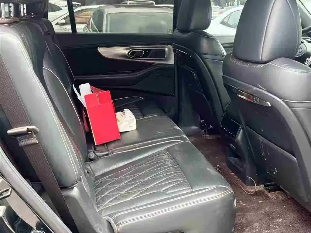 GAC Motor Trumpchi GS8 — фото 8