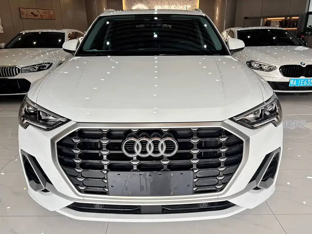 Audi Q3 — фото 8