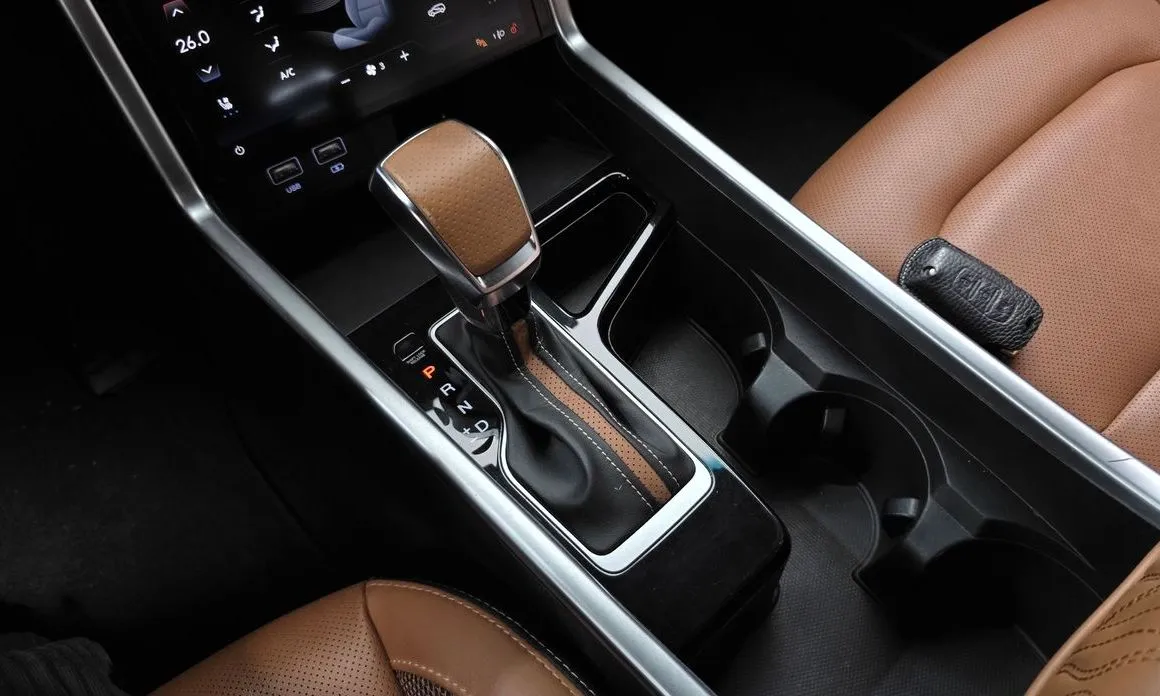 KG Mobility (Ssangyong) Torres 2023 из KR, фото 6