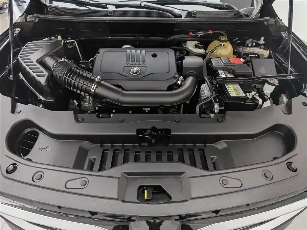 Buick Enclave 2021 из CN, фото 3