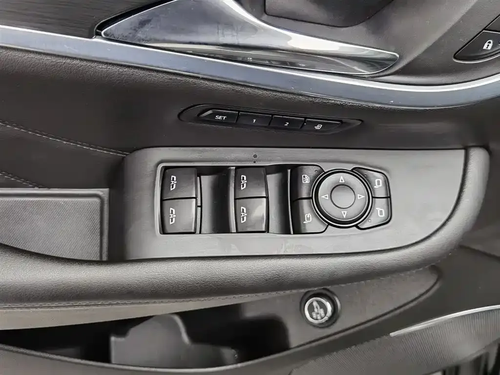 Buick Enclave 2021 из CN, фото 4