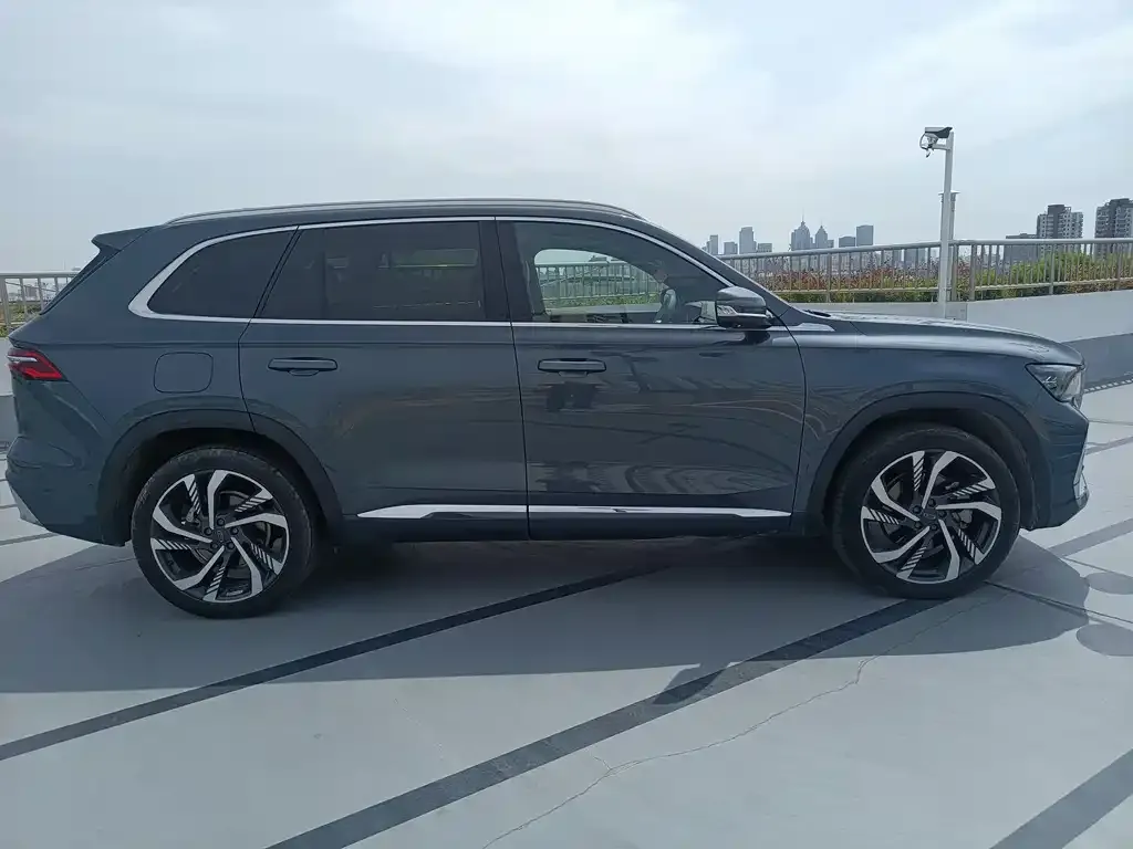 Geely Xingyue L — фото 2