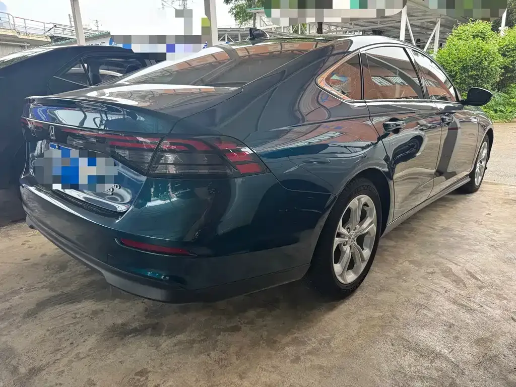 Honda Accord — фото 4