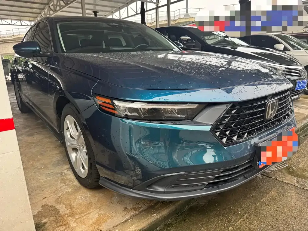 Honda Accord — фото 10