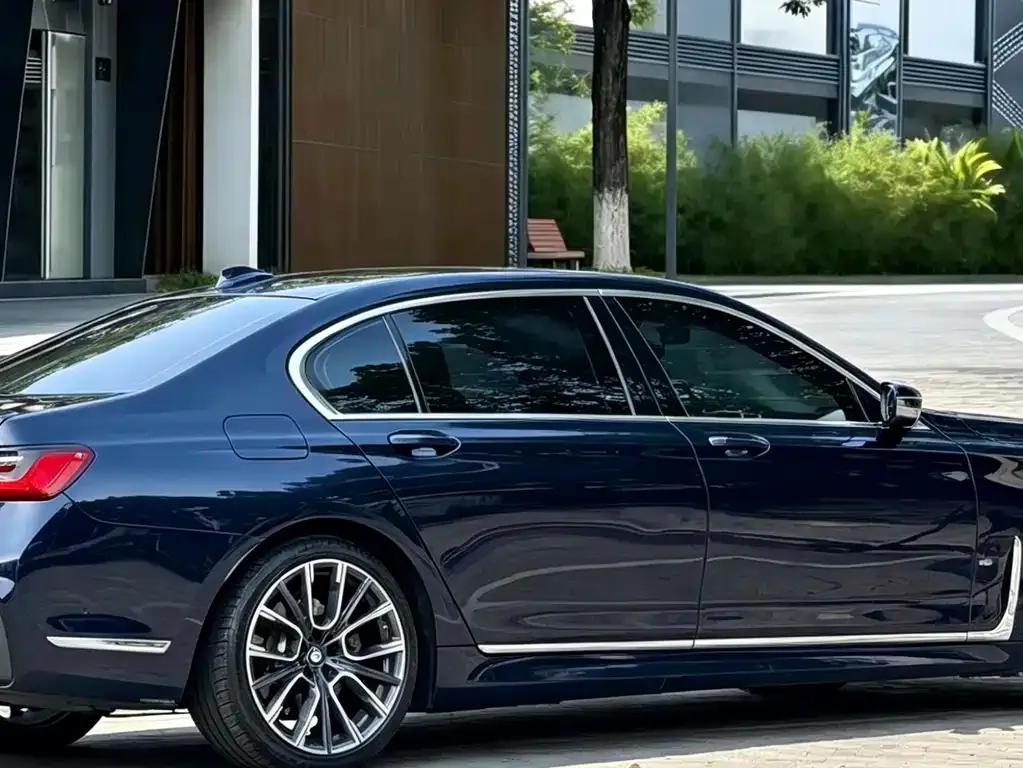 BMW 7 Series 2021 из CN, фото 5