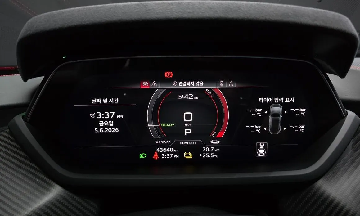 Audi RS e-tron GT 2022 из KR, фото 4