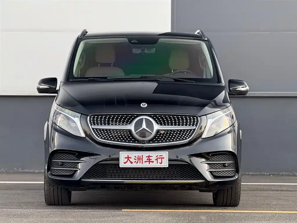 Mercedes-Benz V-Class — фото 7
