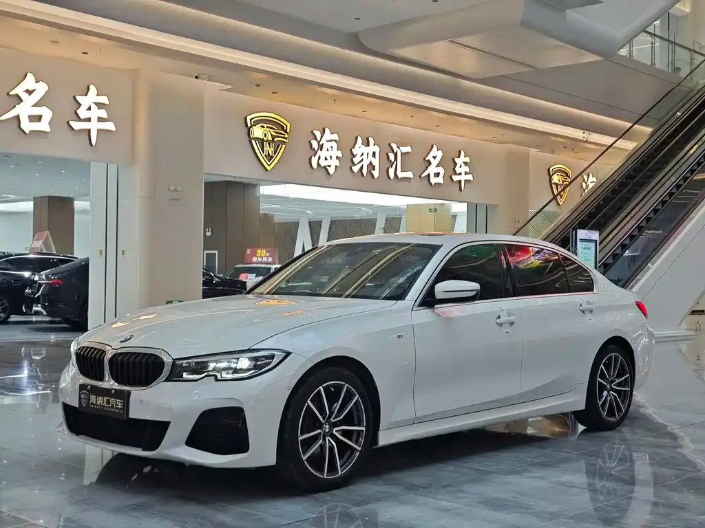 BMW 3 Series — фото 1