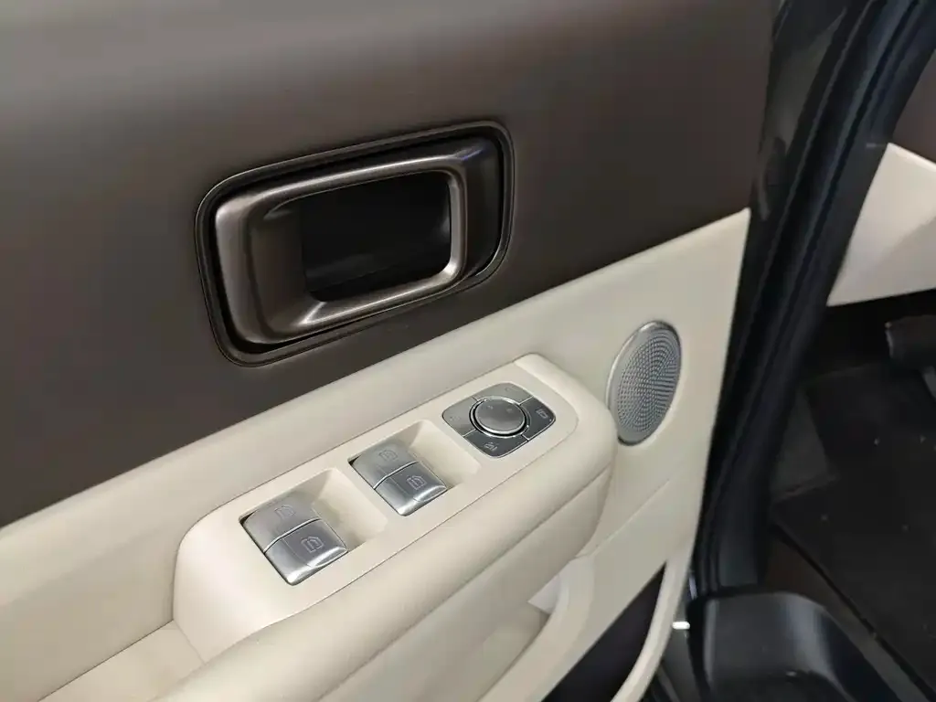 Li Auto MEGA 2024 из CN, фото 2