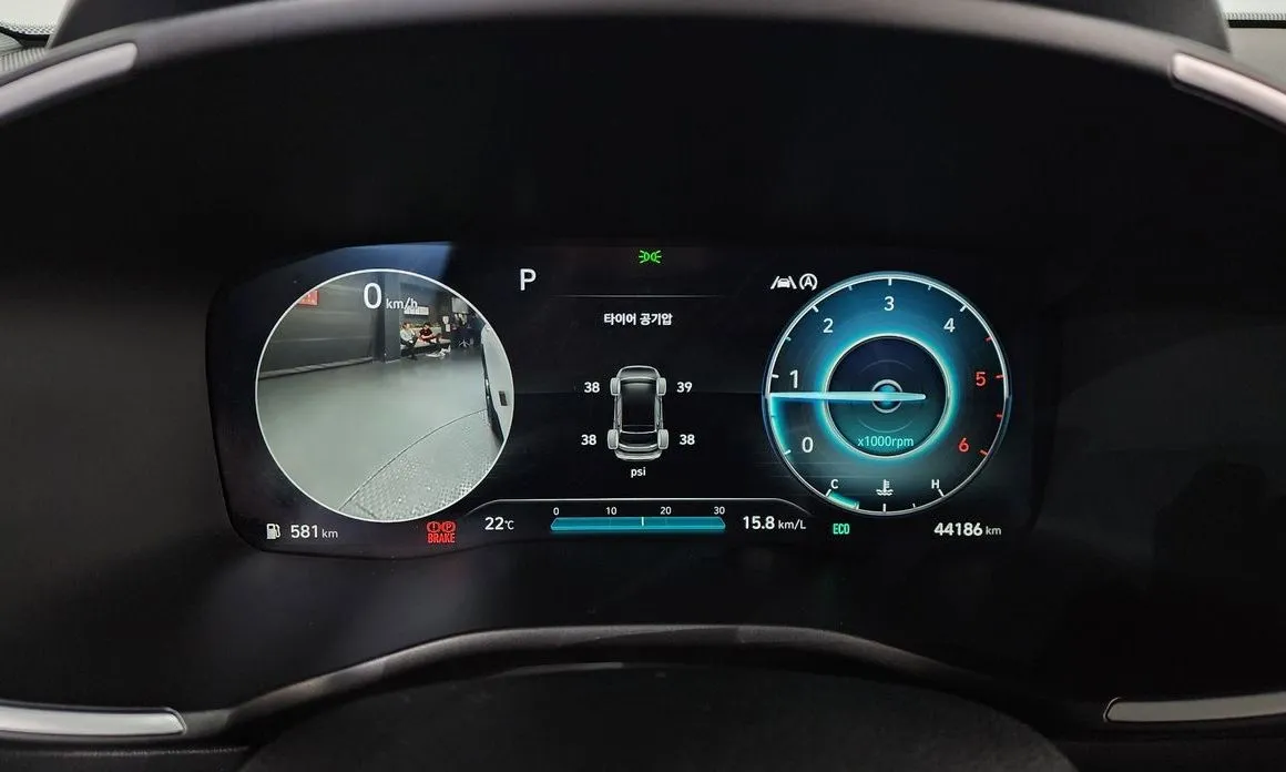 Hyundai Santafe 2023 из KR, фото 8