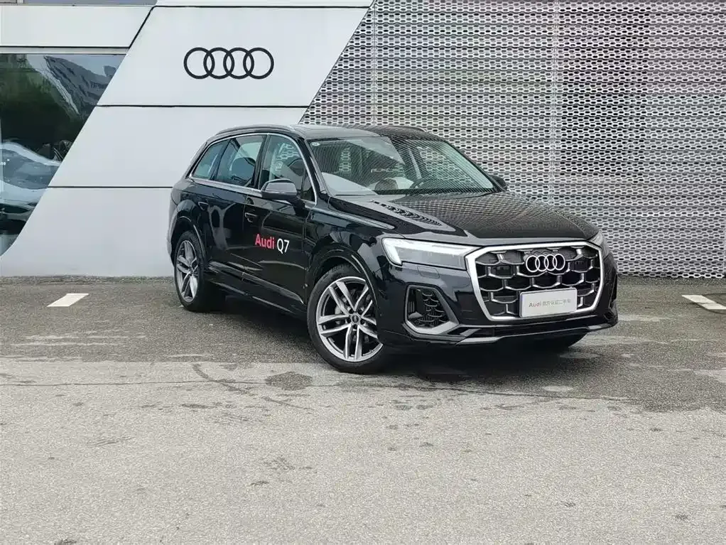 Audi Q7 — фото 3