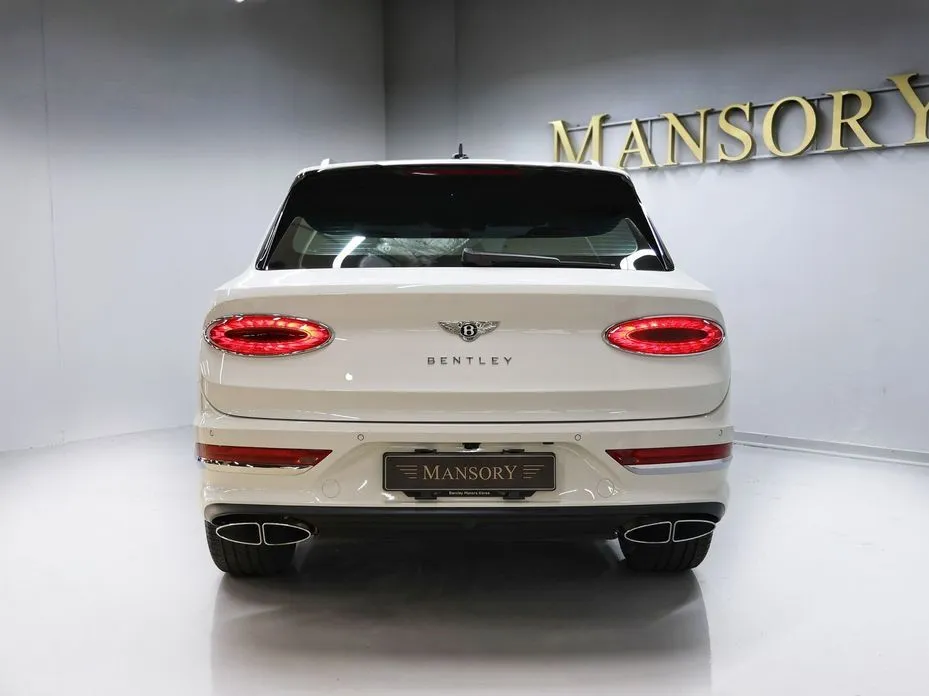 Bentley Bentayga 2024 из KR, фото 2