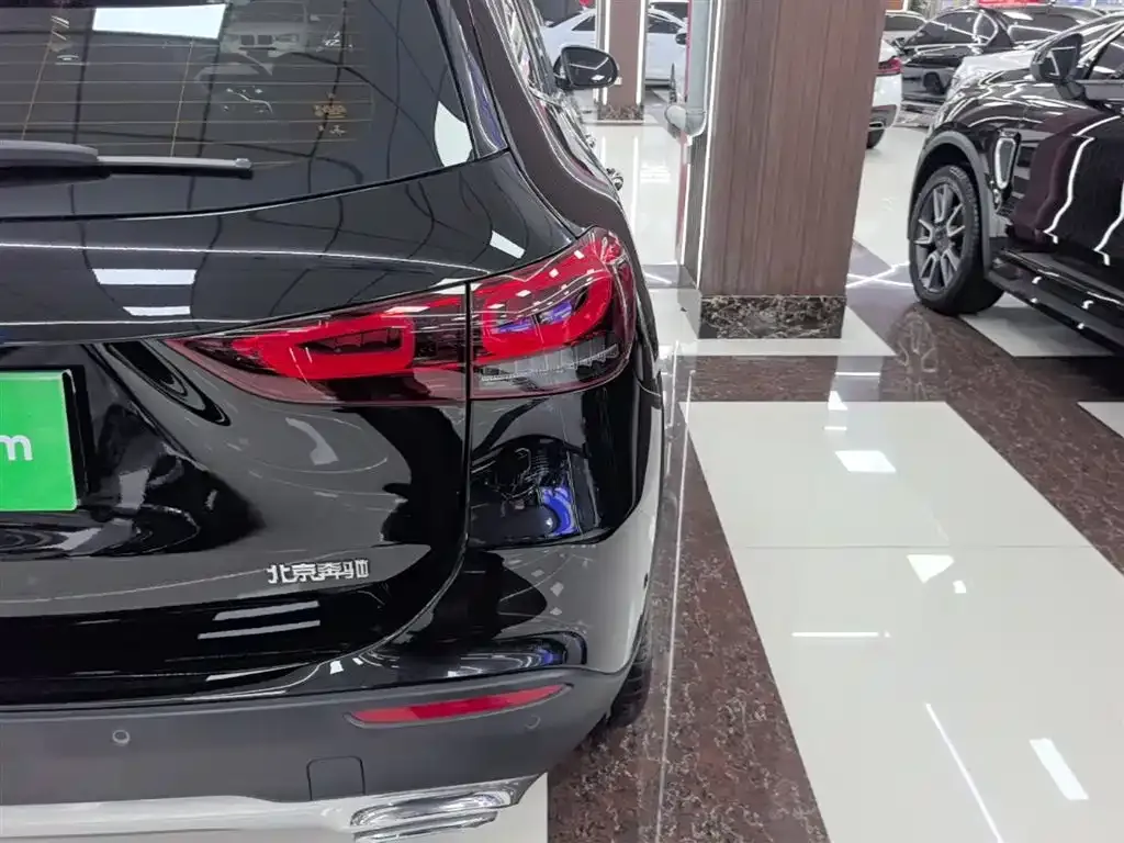 Mercedes-Benz GLA — фото 5