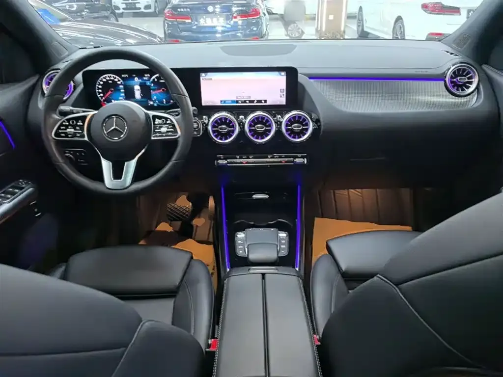 Mercedes-Benz GLA — фото 9