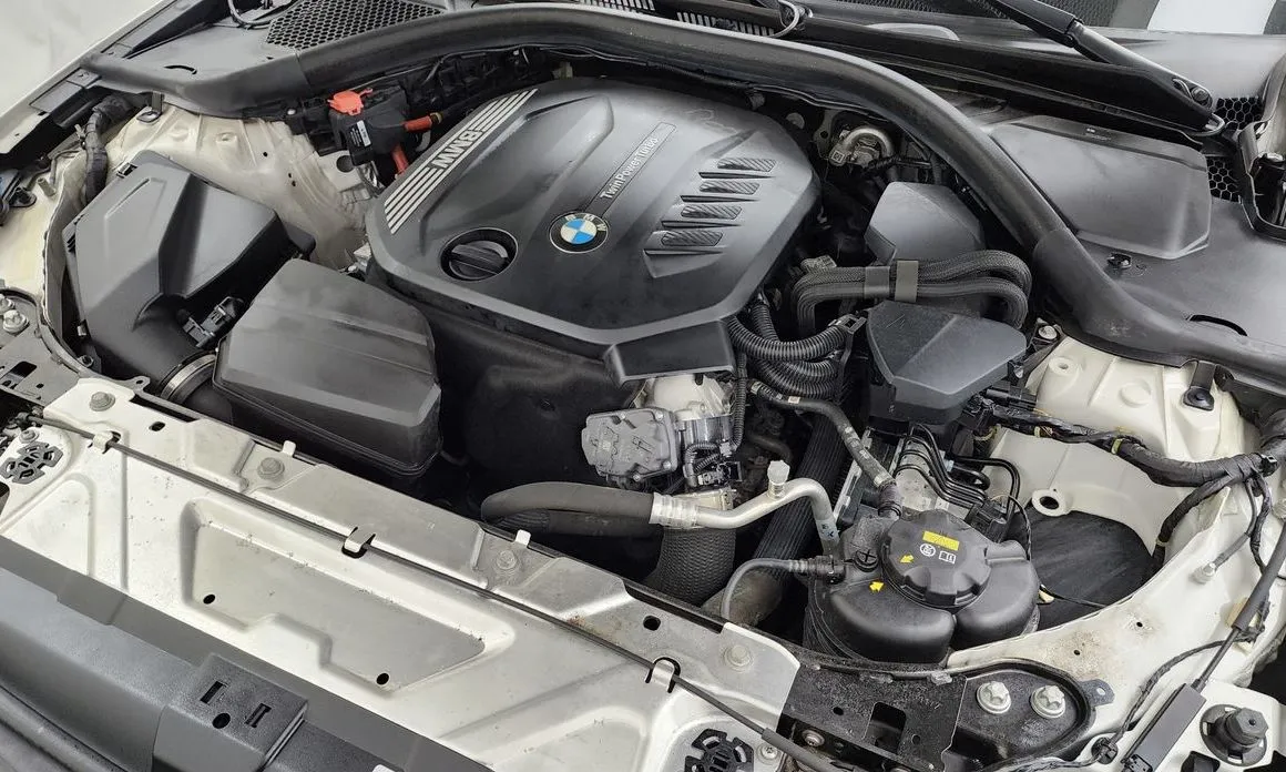 BMW 3-Series 2022 из KR, фото 7