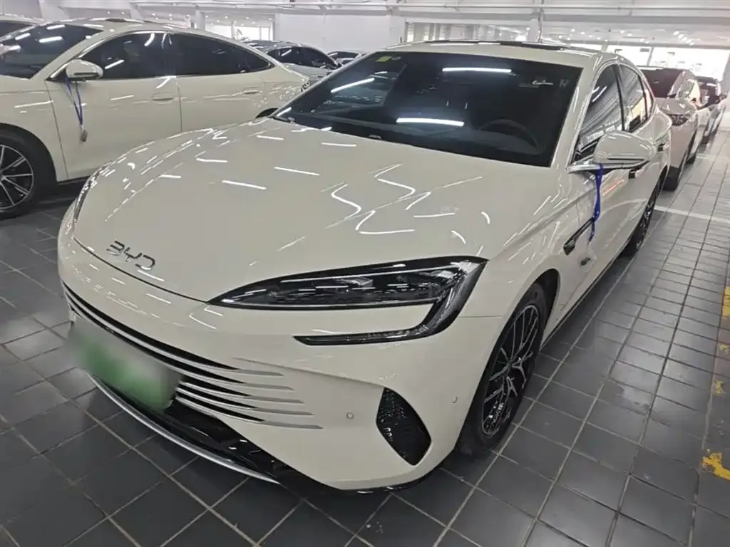 BYD Seal 07 DM-i — фото 1