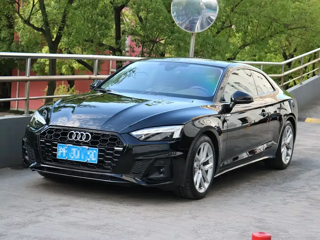 Audi A5 (Import) — фото 1
