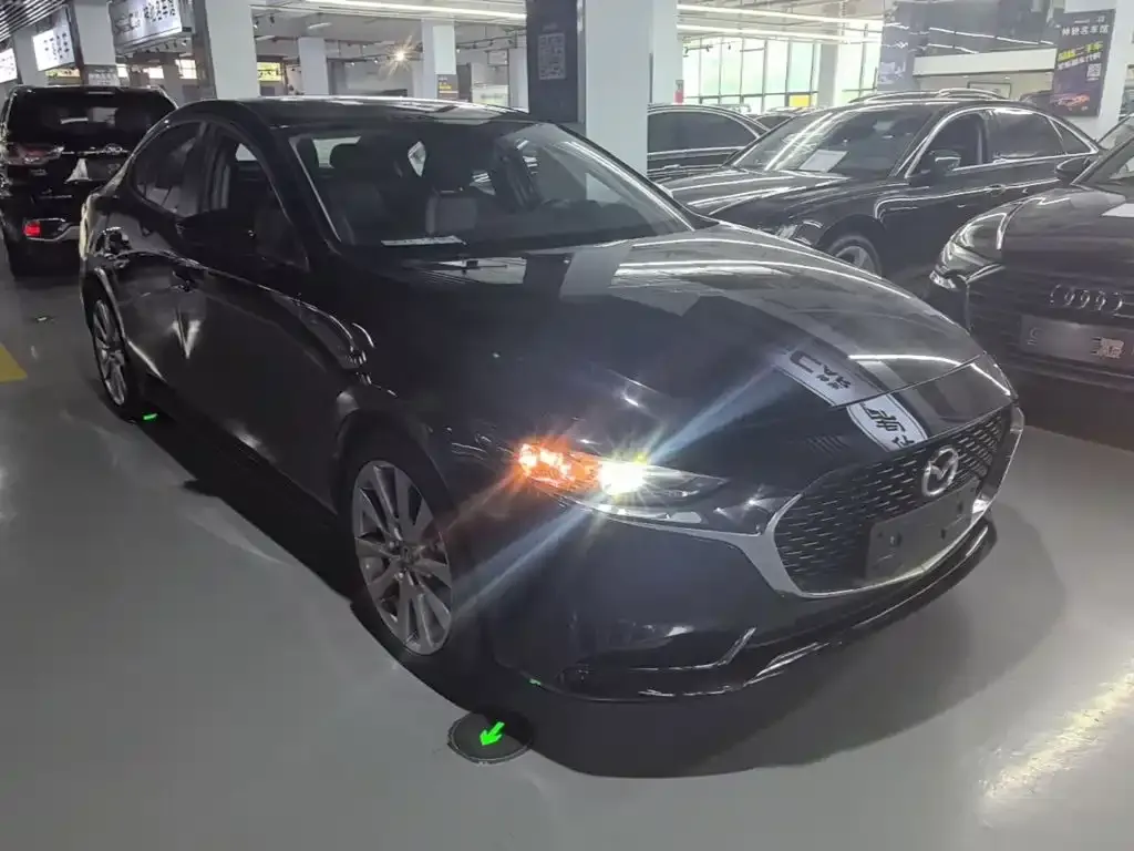 Mazda 3 Axela 2021 из CN, фото 10