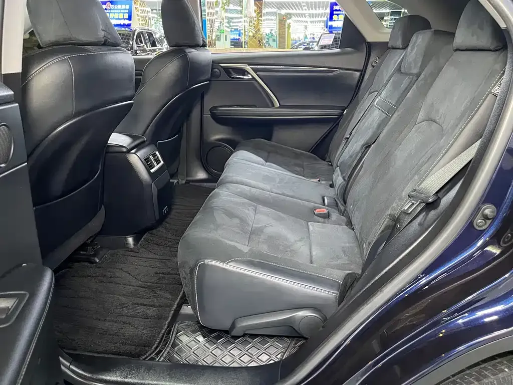 Lexus RX — фото 10