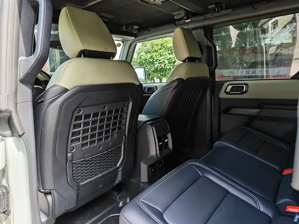 Ford Bronco 2025 из CN, фото 6