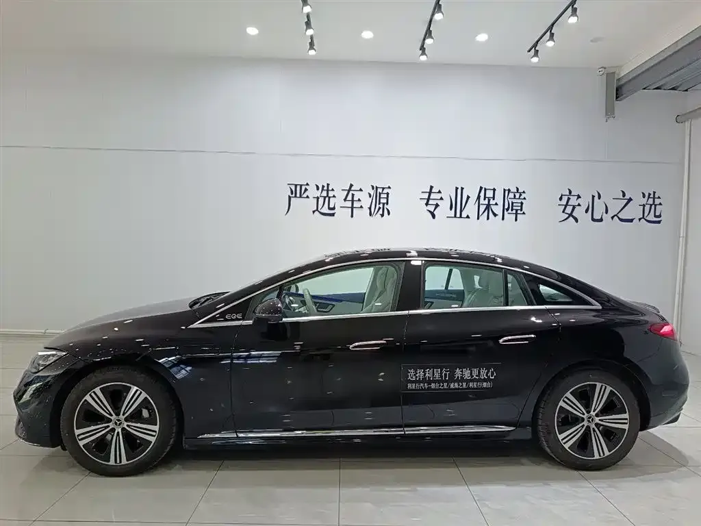 Mercedes-Benz EQE — фото 7