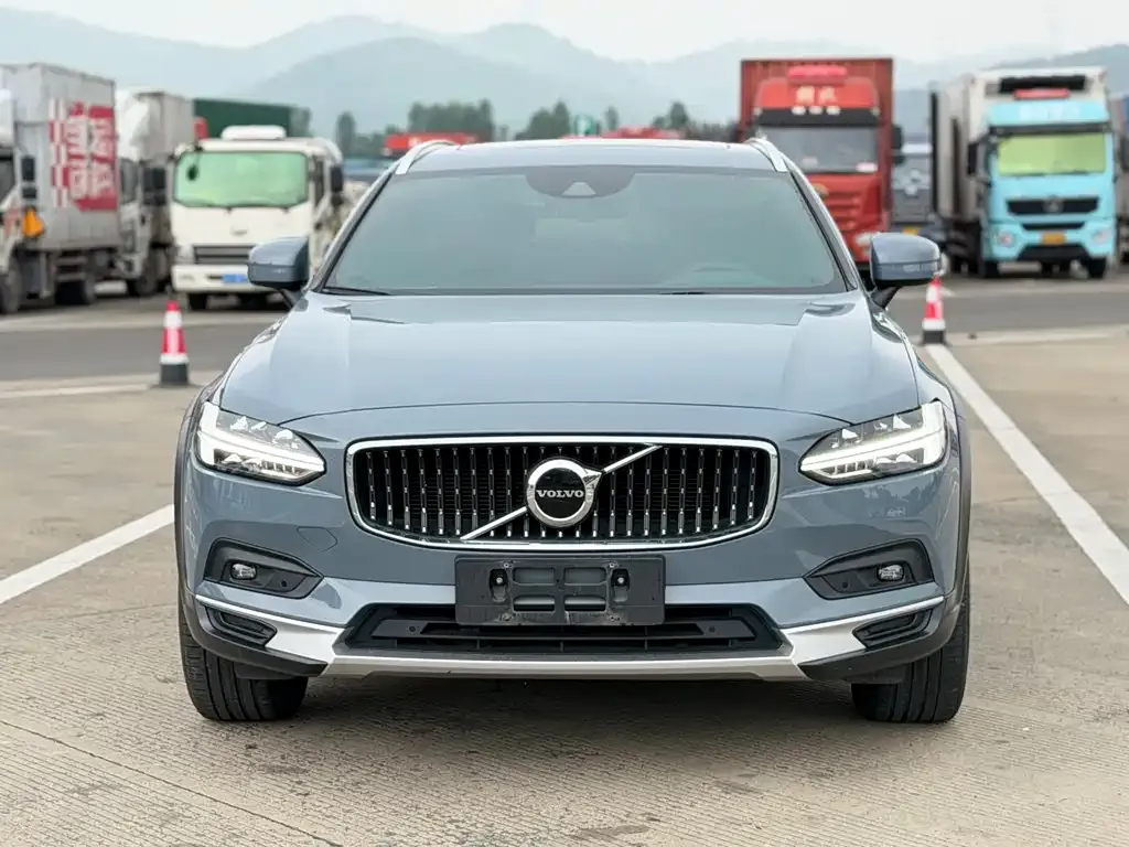 Volvo V90 2021 из CN, фото 5