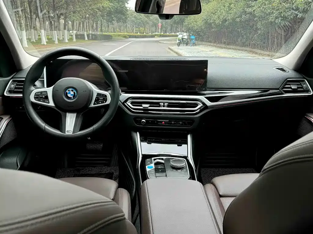 BMW i3 2024 из CN, фото 4