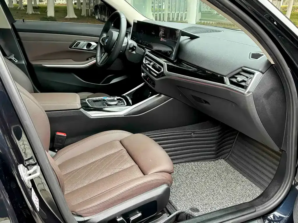 BMW i3 2024 из CN, фото 6