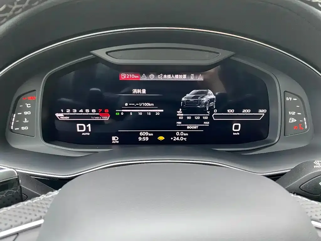 Audi RS Q8 2025 из CN, фото 2